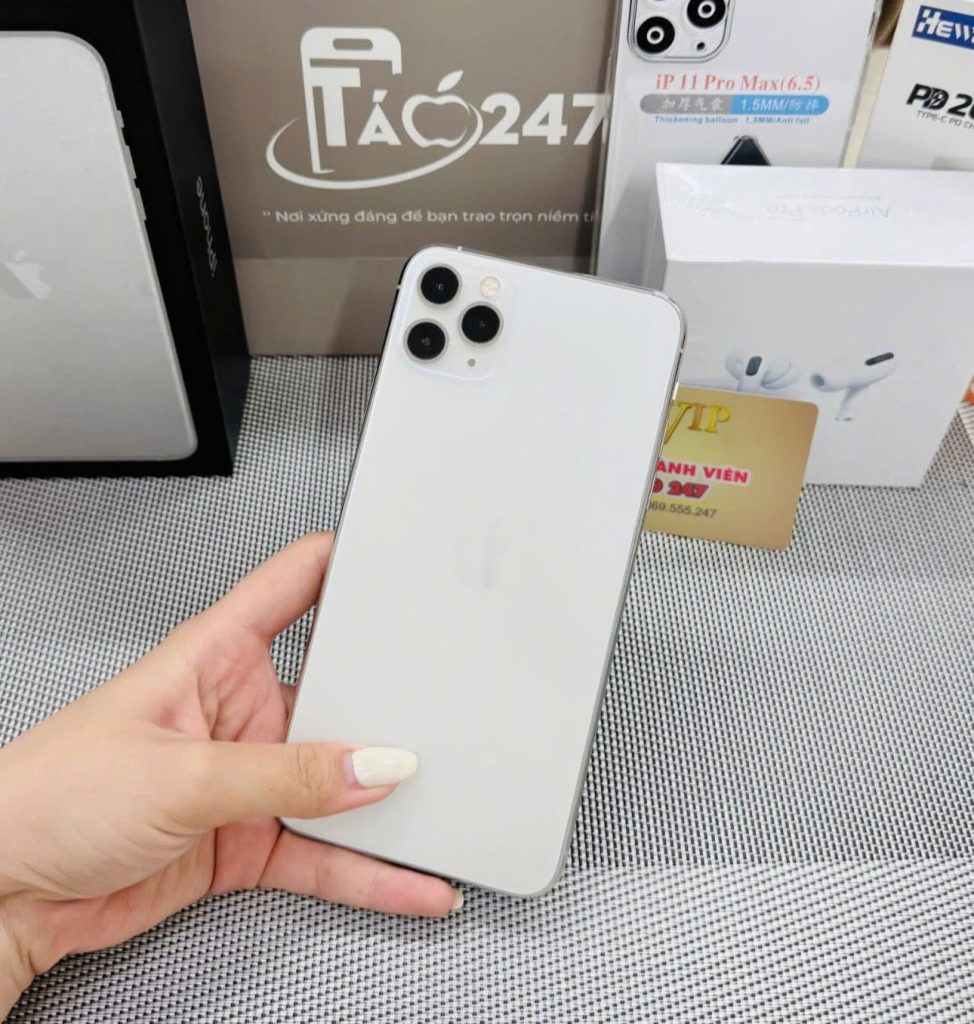 Táo 247 cam kết 100% nguyên zin, chính hãng - Khi mua hàng, khách hàng sẽ được tặng full bộ phụ kiện + bảo hành đầy đủ