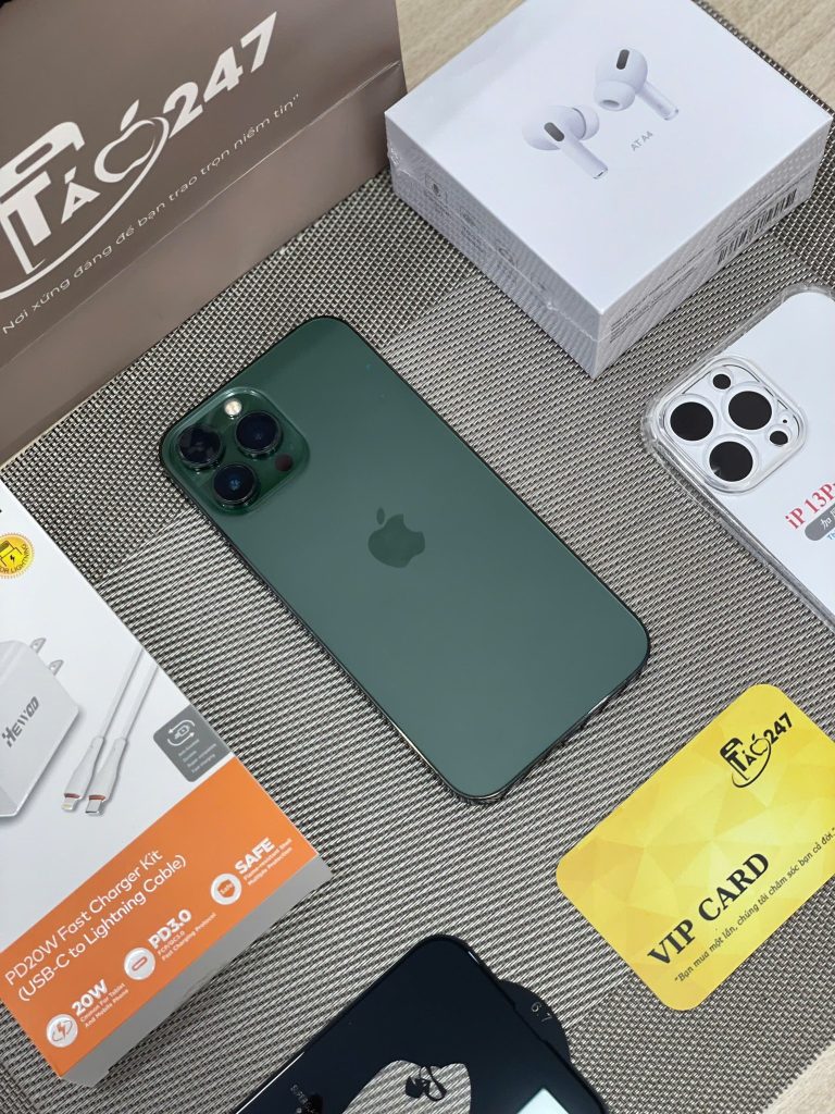 Táo 247 cam kết 100% nguyên zin, chính hãng - Khi mua hàng, khách hàng sẽ được tặng full bộ phụ kiện + bảo hành đầy đủ