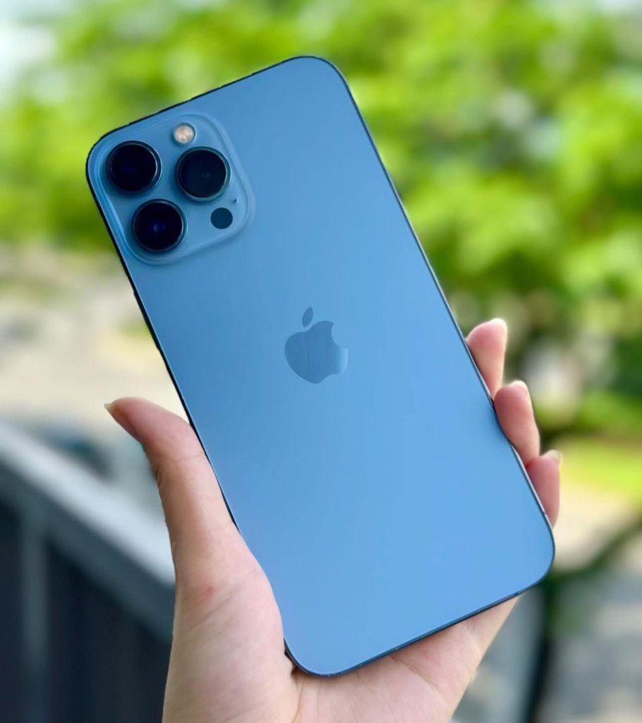 Táo 247 cam kết 100% nguyên zin, chính hãng - Khi mua hàng, khách hàng sẽ được tặng full bộ phụ kiện + bảo hành đầy đủ