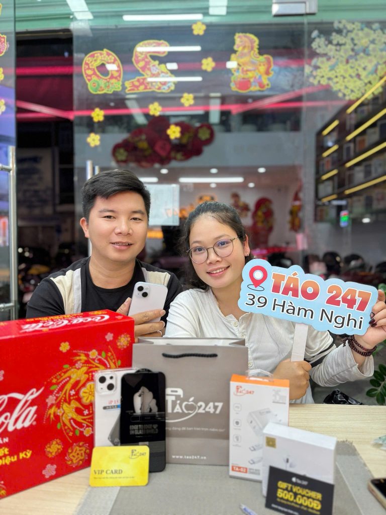 iPhone 15 Plus vẫn đang là sản phẩm được rất nhiều khách hàng tin tưởng lựa chọn tại Táo 247