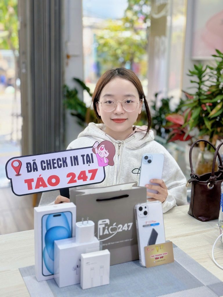 iPhone 15 Plus vẫn đang là sản phẩm được rất nhiều khách hàng tin tưởng lựa chọn tại Táo 247
