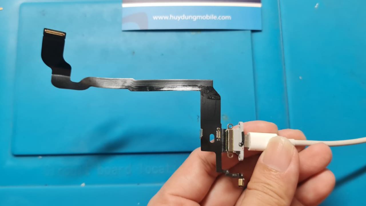 Sửa chữa điểm xạc iPhone | Táo 247