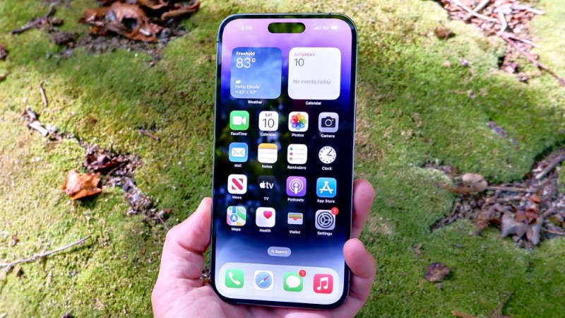 Ví dụ màn hình iPhone 14 không cảm ứng | Táo 247