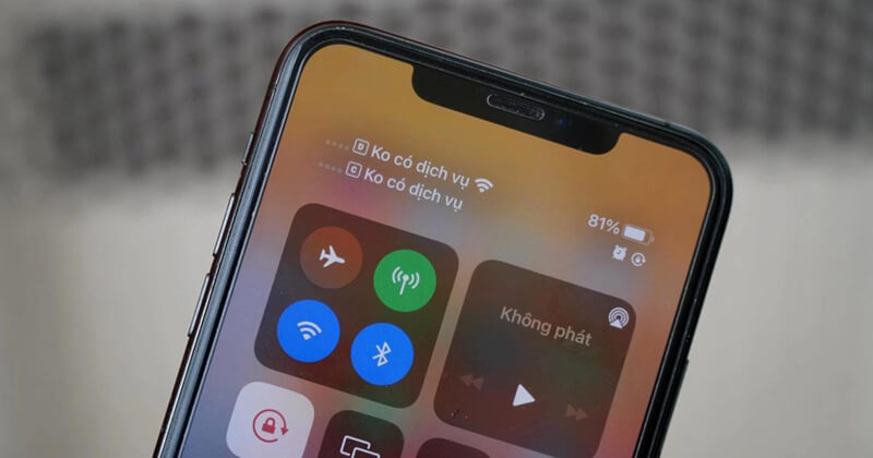 Màn hình góc trên máy iPhone không có dịch vụ báo tín hiệu vạch sóng bị trống | Táo 247