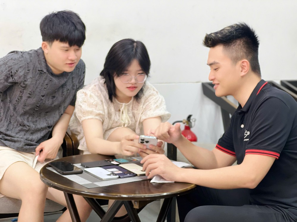 iphone bị thay màn hình có nên mua không