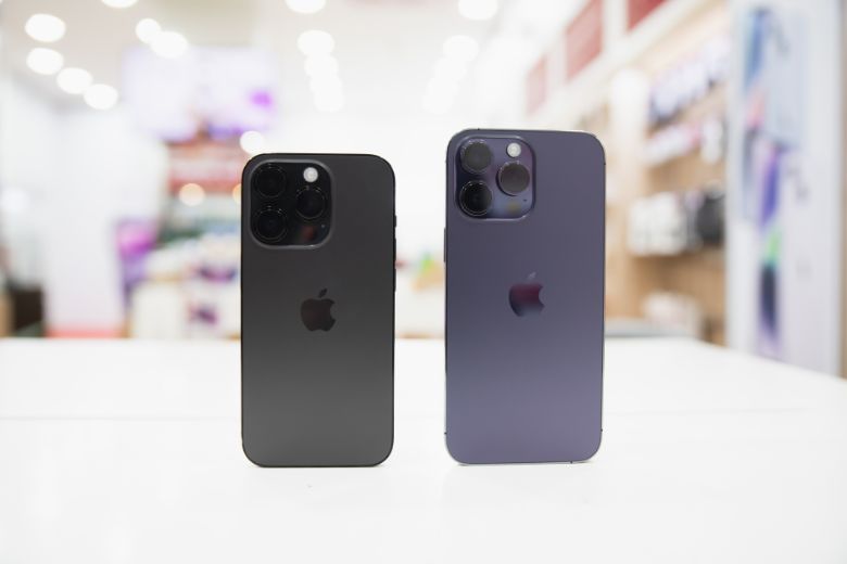 Táo 247 so sánh pin iPhone 14 Pro Max bao nhiêu mAh so với các dòng khác