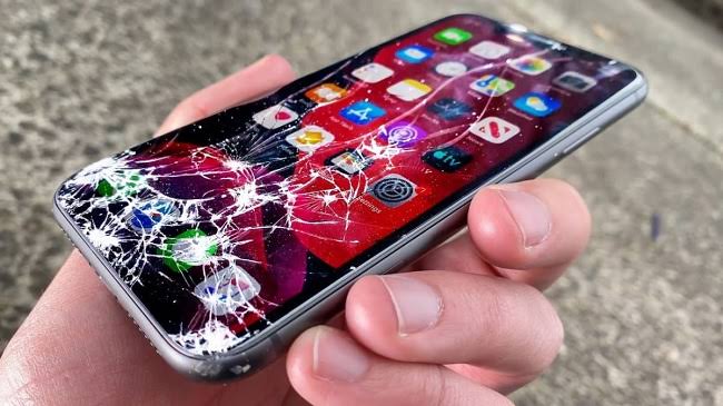 Mặt kính iPhone bị vỡ | Táo 247