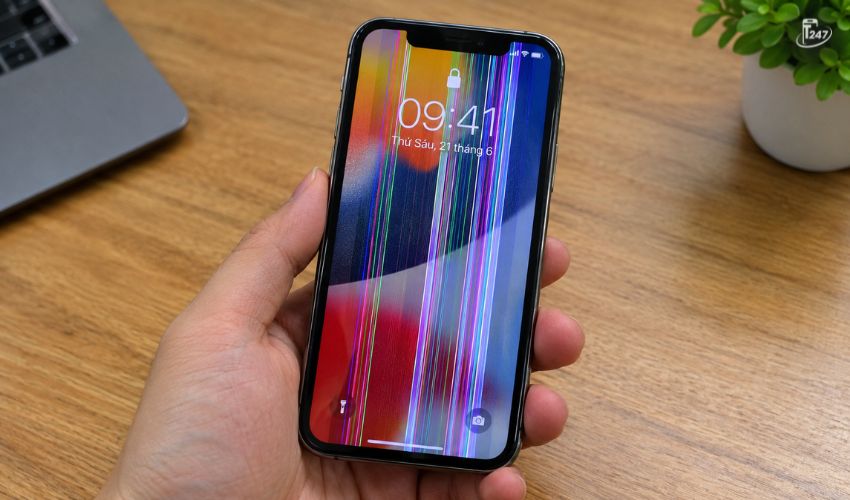 iPhone X xuất hiện các đường sọc ngang, dọc với nhiều màu sắc khác nhau trên màn hình | Táo 247