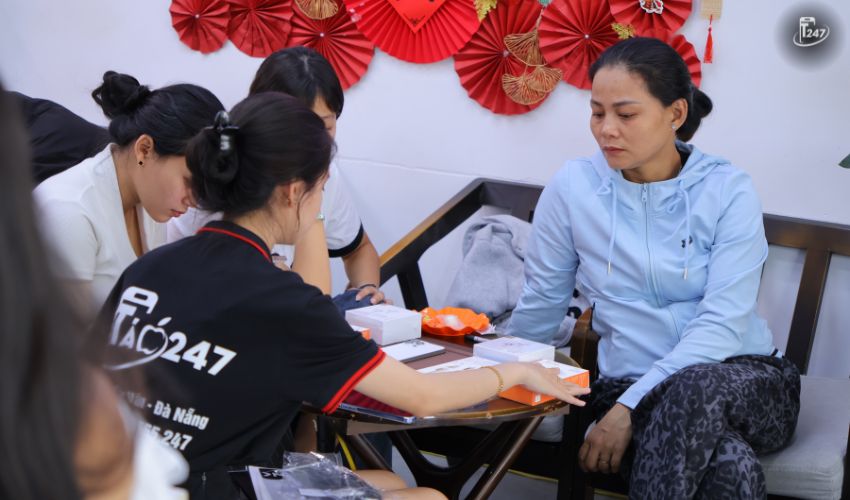 Đội ngũ kỹ thuật viên chuyên nghiệp của chúng tôi luôn sẵn sàng kiểm tra, tư vấn miễn phí và đưa ra giải pháp khắc phục hiệu quả nhất | Táo 247