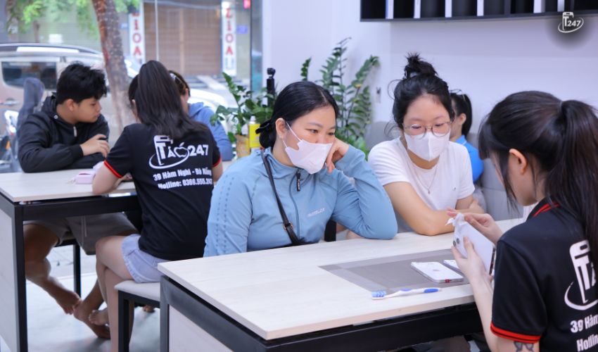 Táo 247 luôn là điểm đến hàng đầu cho dịch vụ sửa chữa iPhone